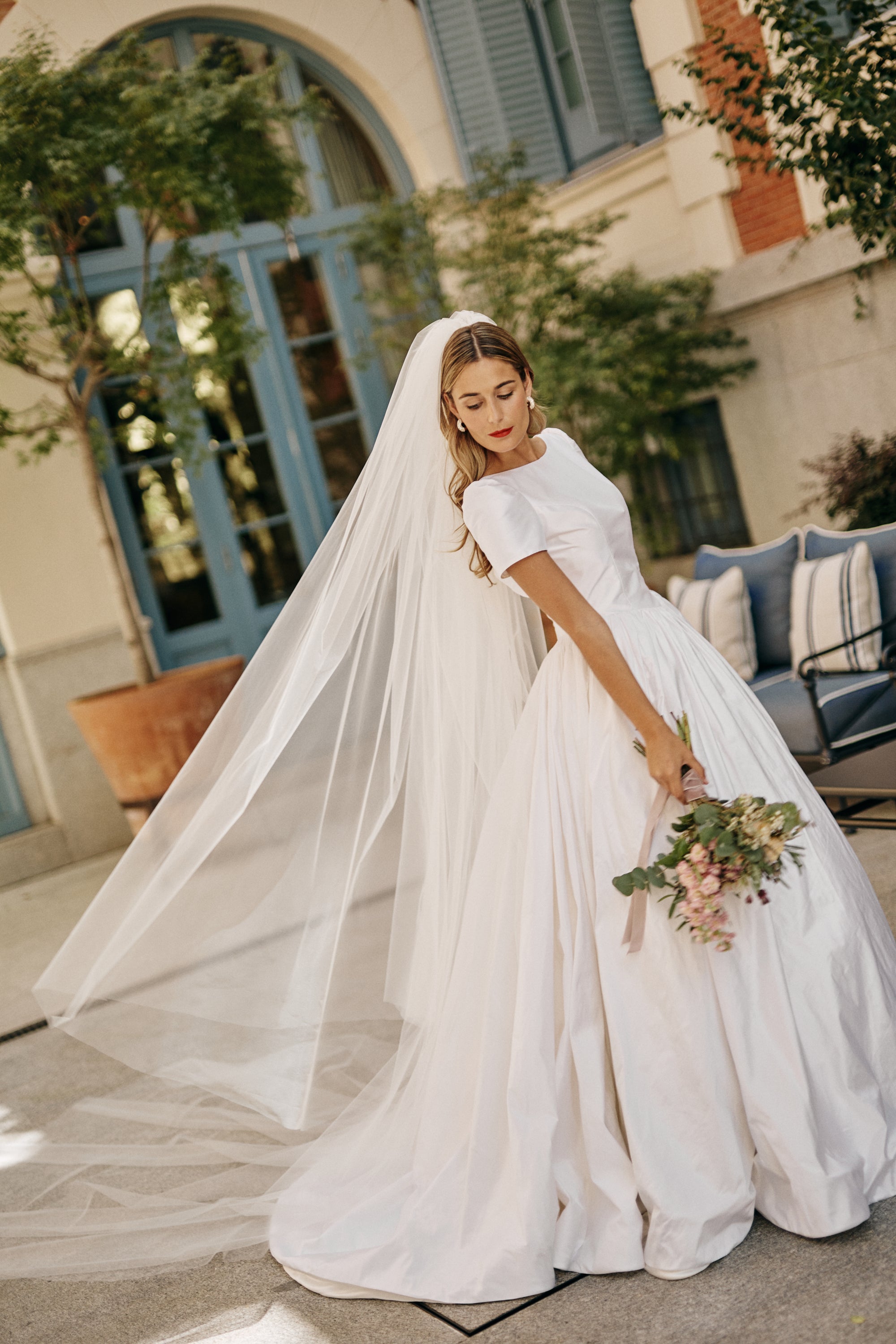 Audrey bridal dress