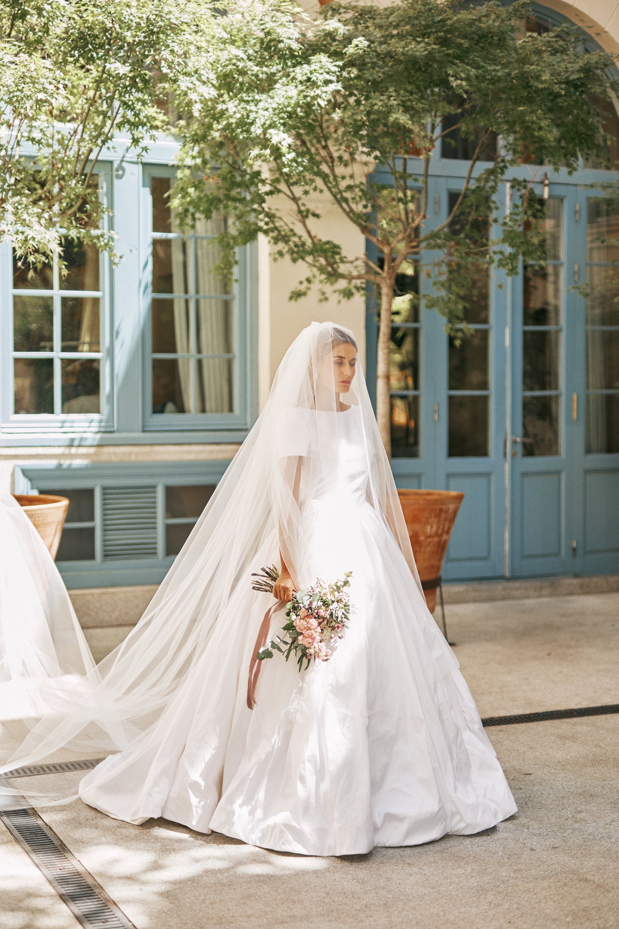 Audrey bridal dress