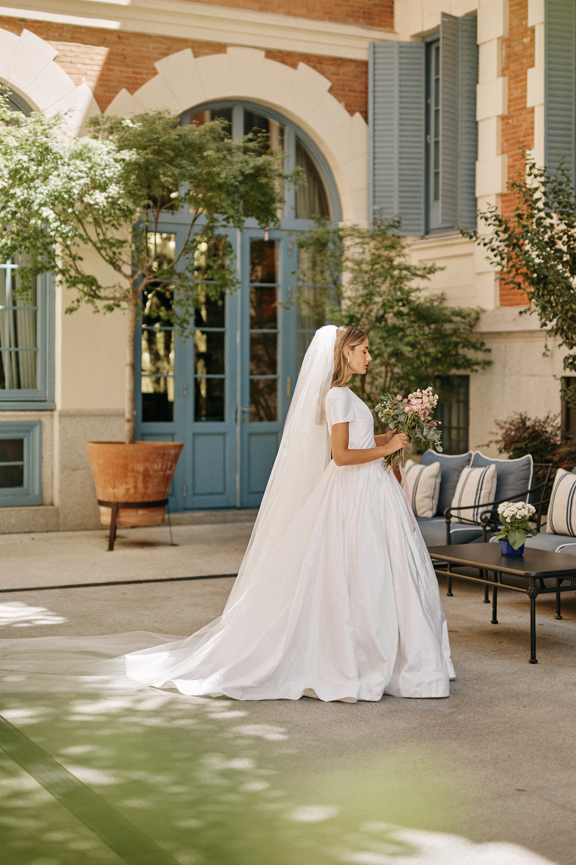 Audrey bridal dress